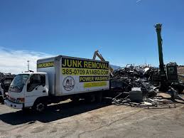 Best Retail Junk Removal  in Southport, IN